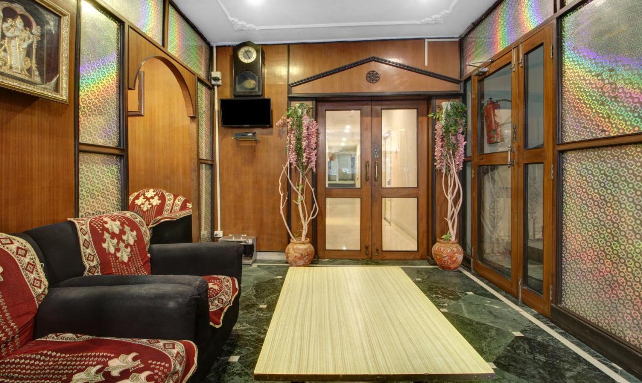 Treebo Mira Inn Колката Екстериор снимка