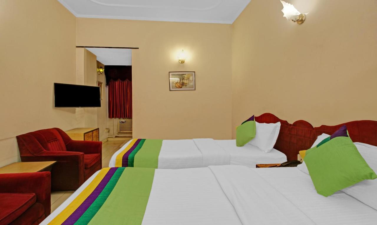 Treebo Mira Inn Колката Екстериор снимка